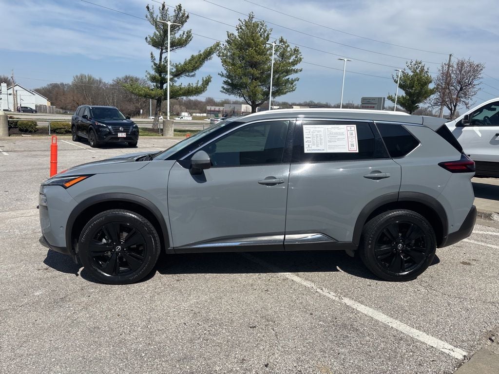 2022 Nissan Rogue SL
