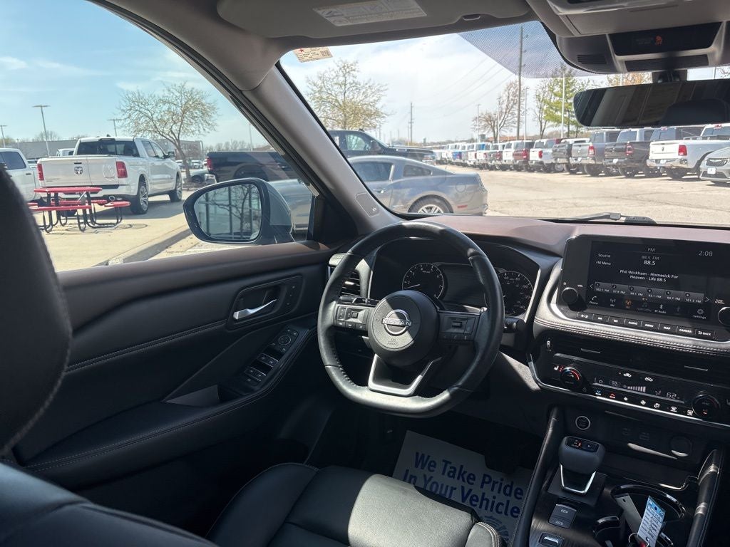 2022 Nissan Rogue SL