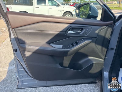 2023 Nissan Rogue SL Intelligent AWD