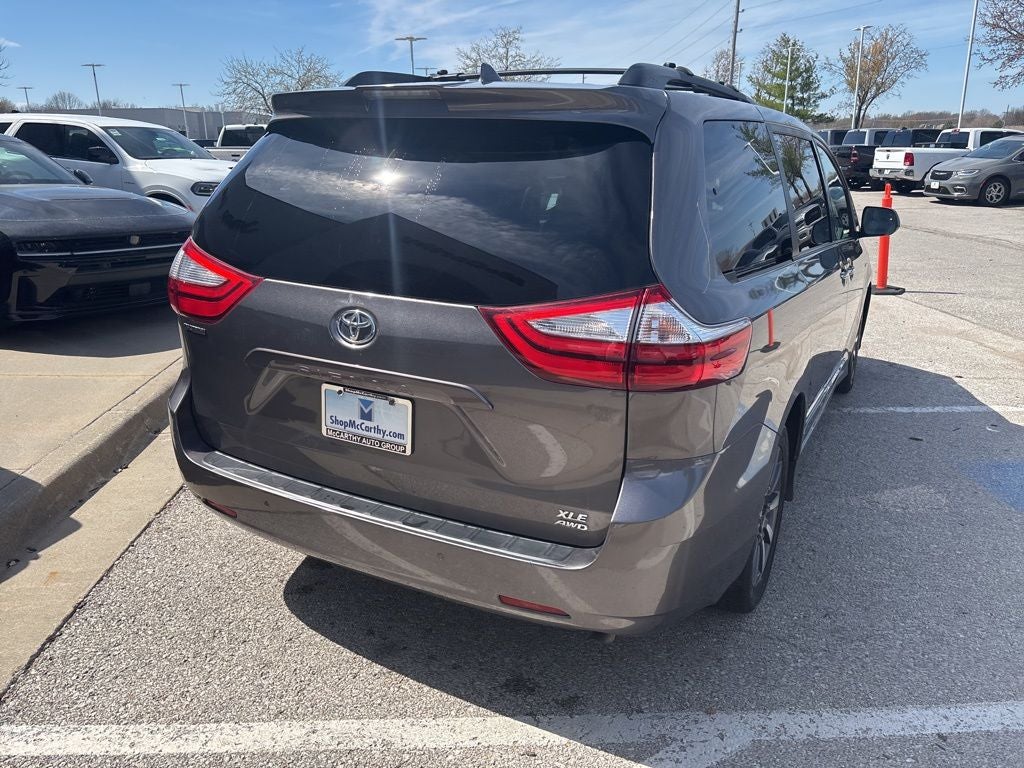 2018 Toyota Sienna XLE Premium 7 Passenger