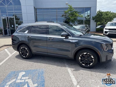 2024 Kia Sorento S