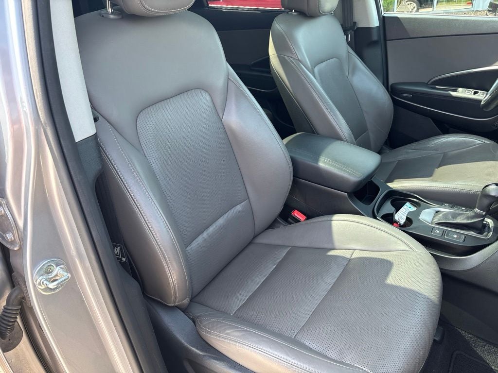 2017 Hyundai Santa Fe Limited Ultimate
