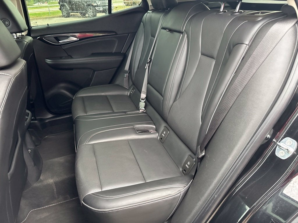2023 Buick Envision Essence FWD