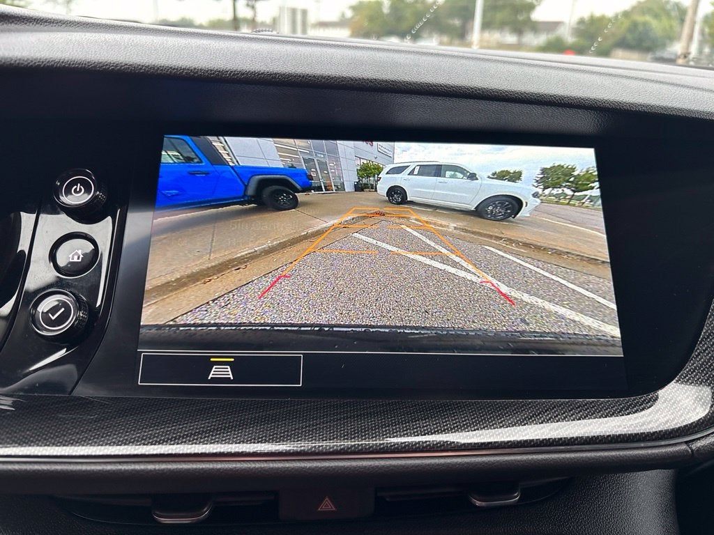 2023 Buick Envision Essence FWD