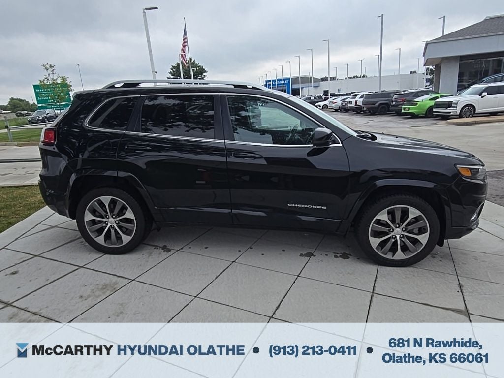 2019 Jeep Cherokee Overland