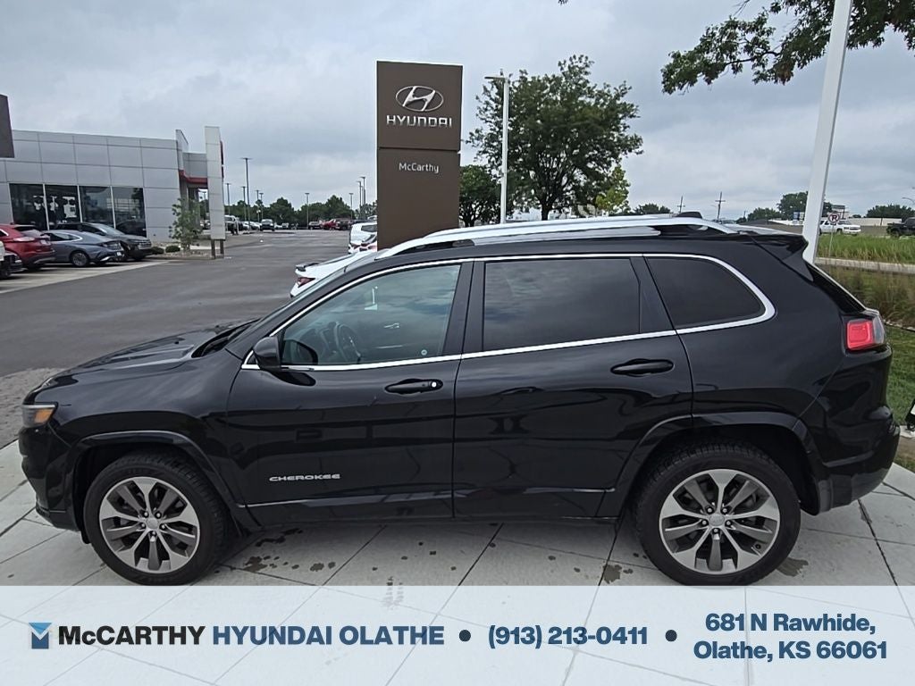 2019 Jeep Cherokee Overland
