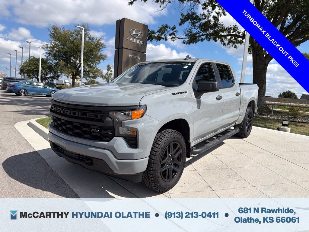2024 Chevrolet Silverado 1500 Custom