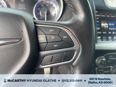 2022 Chrysler 300 Touring