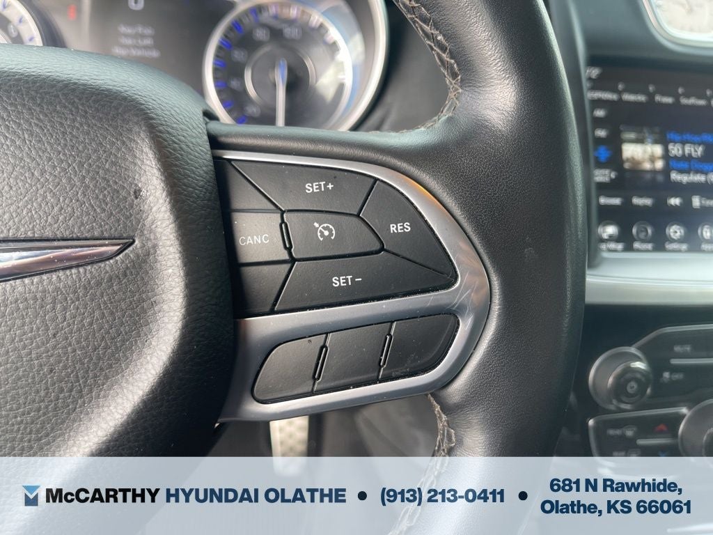 2022 Chrysler 300 Touring