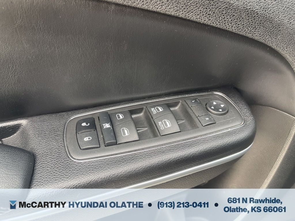 2022 Chrysler 300 Touring