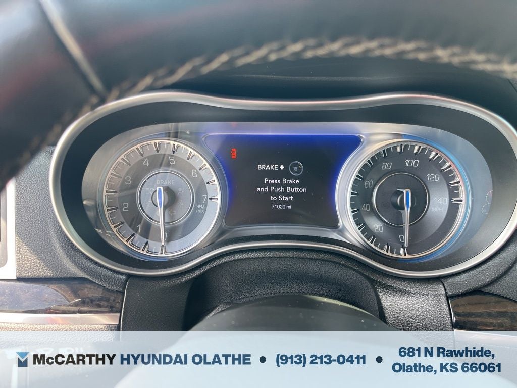 2022 Chrysler 300 Touring