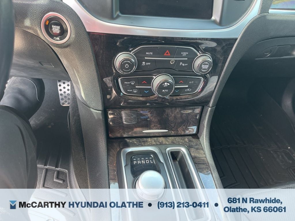 2022 Chrysler 300 Touring