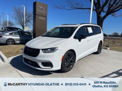 2025 Chrysler Pacifica Limited