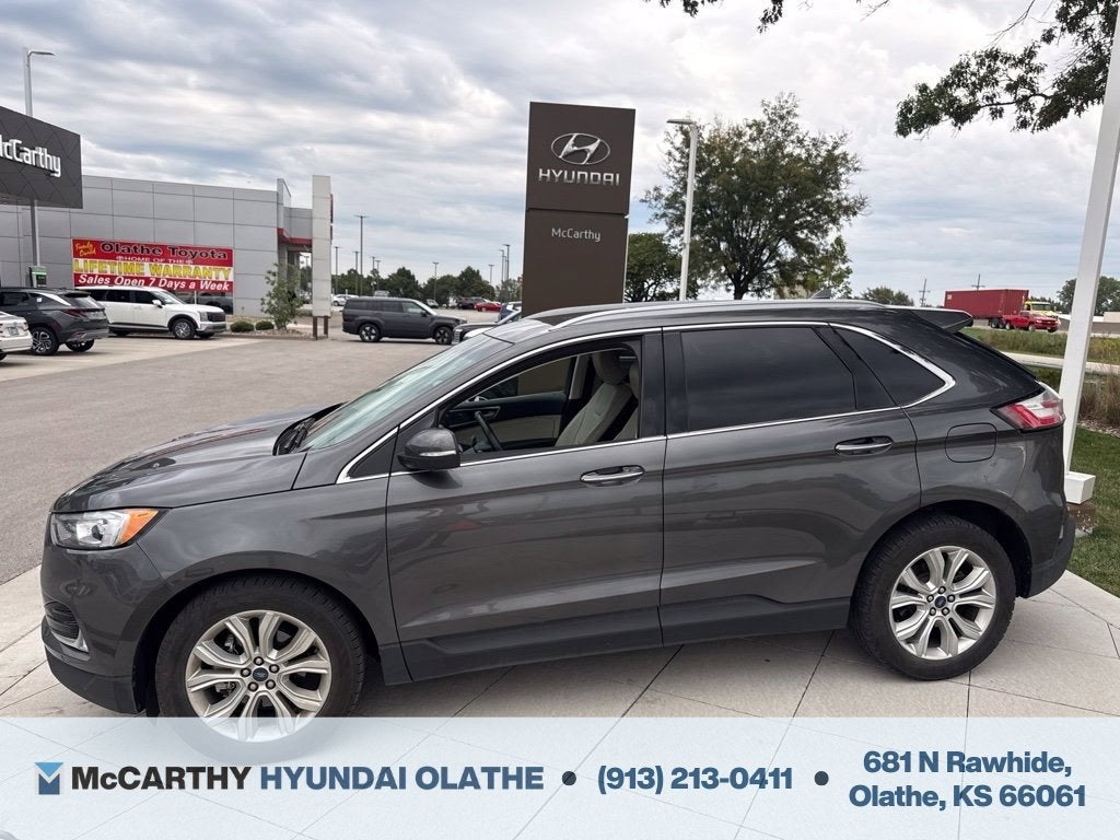 2020 Ford Edge Titanium