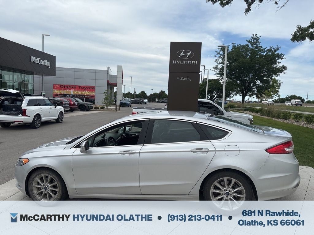 2017 Ford Fusion SE