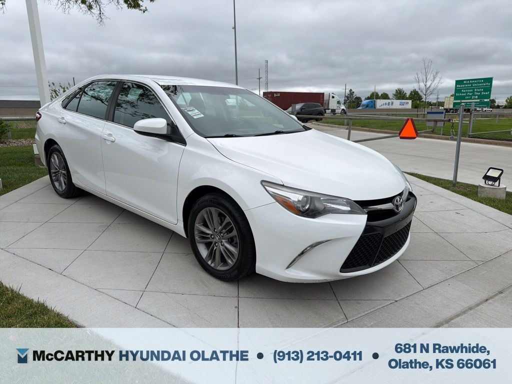 2017 Toyota Camry SE