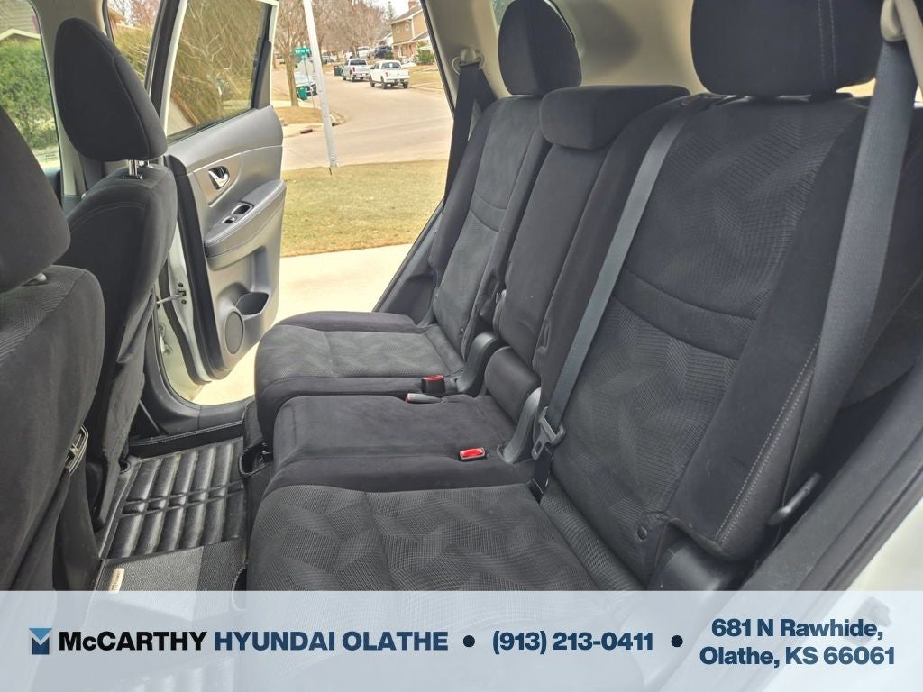 2015 Nissan Rogue SV