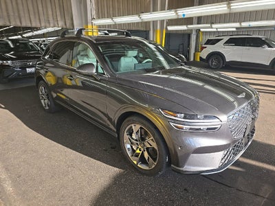 2025 Genesis Electrified GV70 Advanced