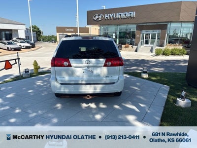 2009 Toyota Sienna XLE