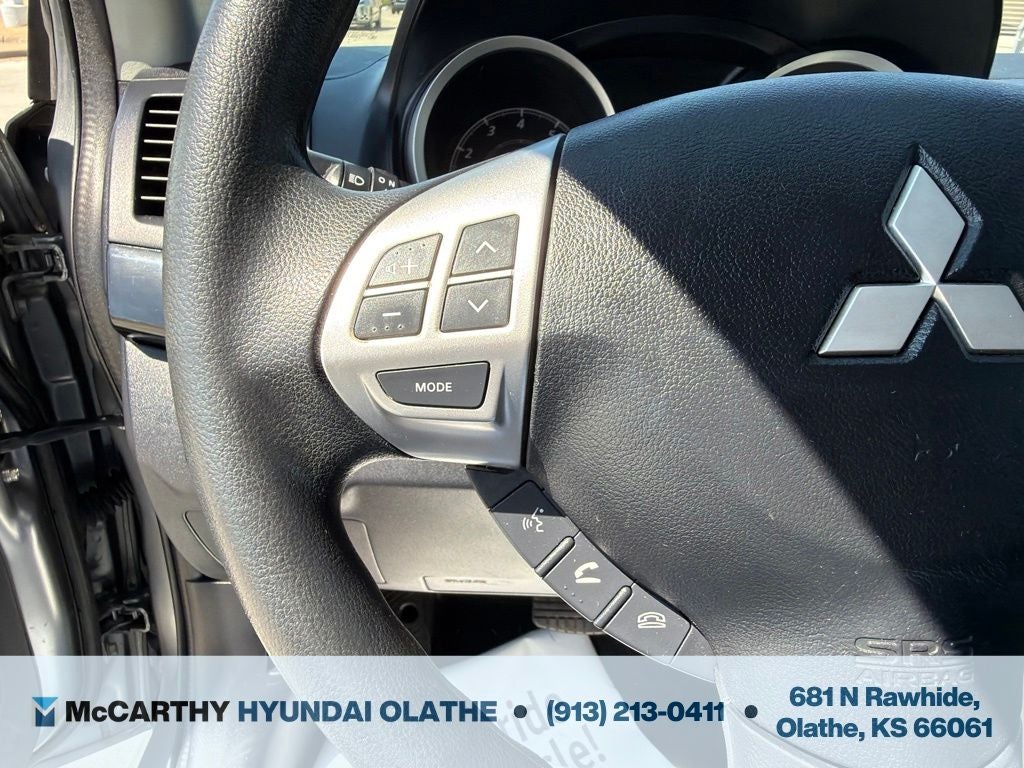 2016 Mitsubishi Lancer ES