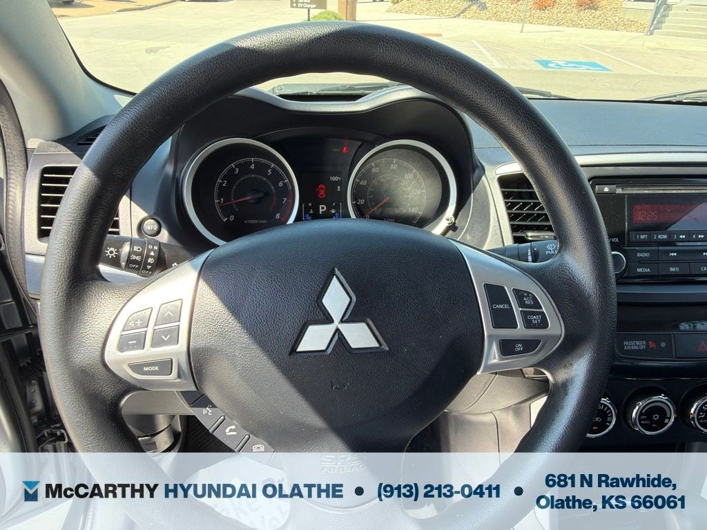 2016 Mitsubishi Lancer ES