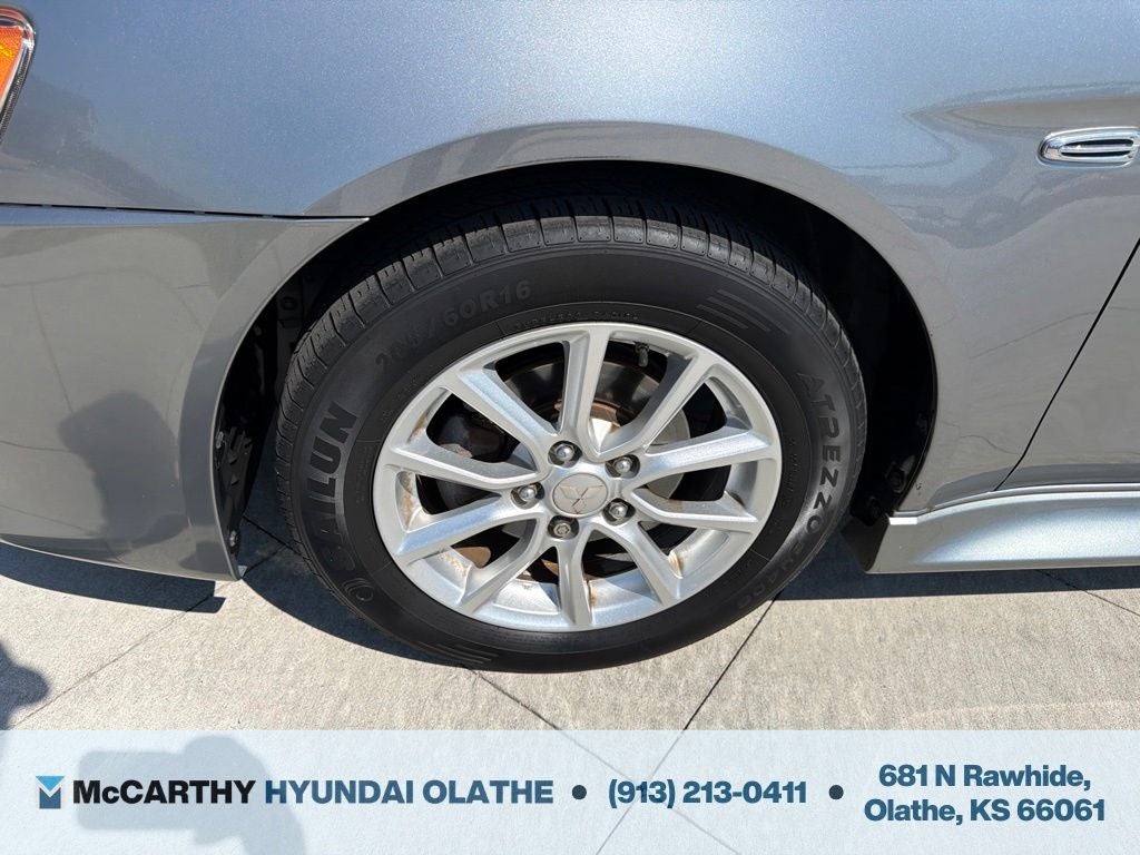 2016 Mitsubishi Lancer ES