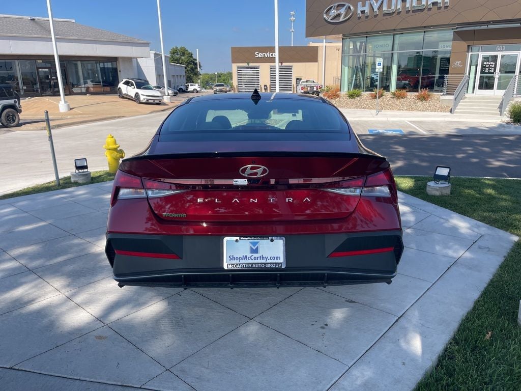 2025 Hyundai Elantra SEL Sport