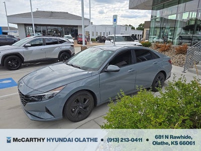 2022 Hyundai Elantra SEL