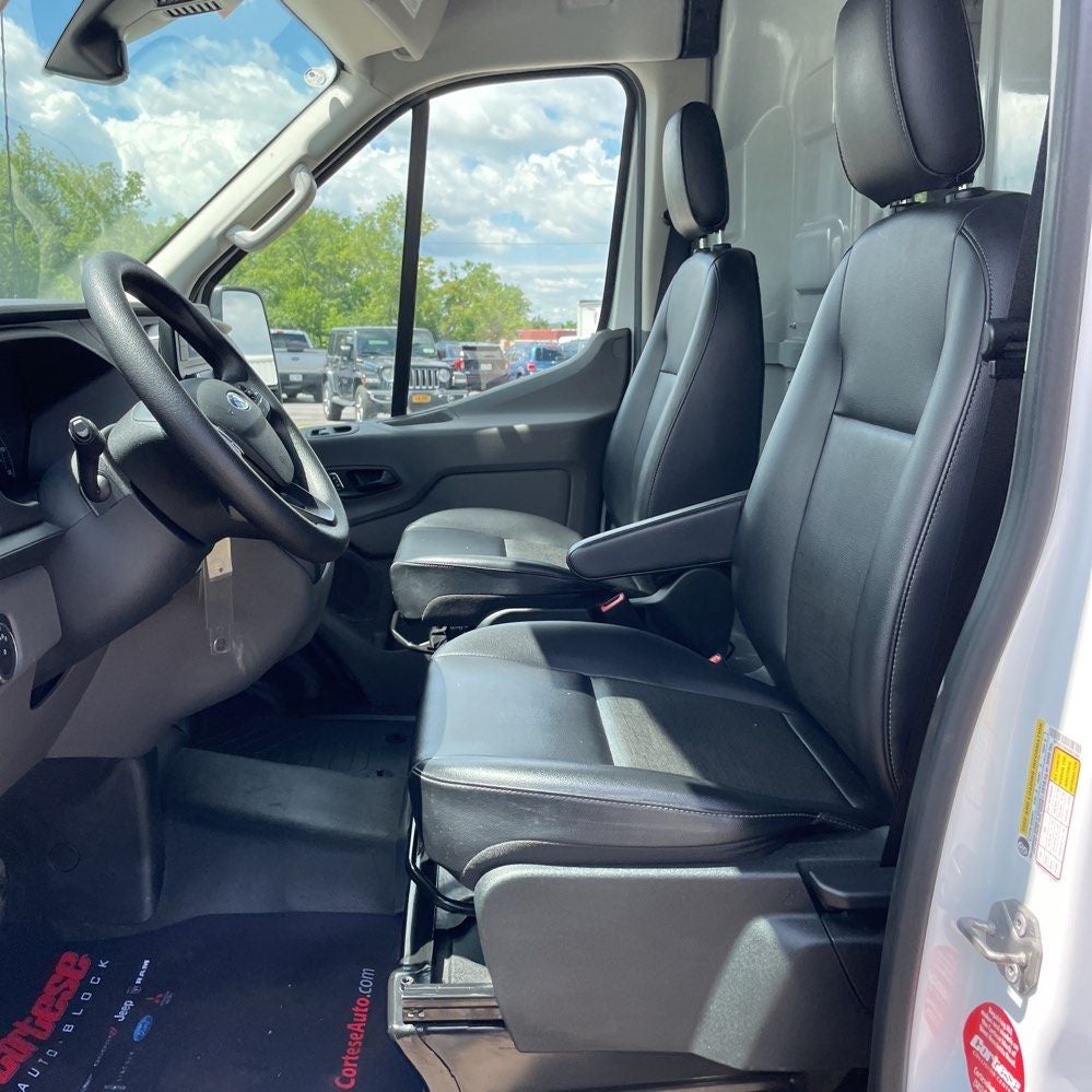 2025 Ford Transit-250 AWD