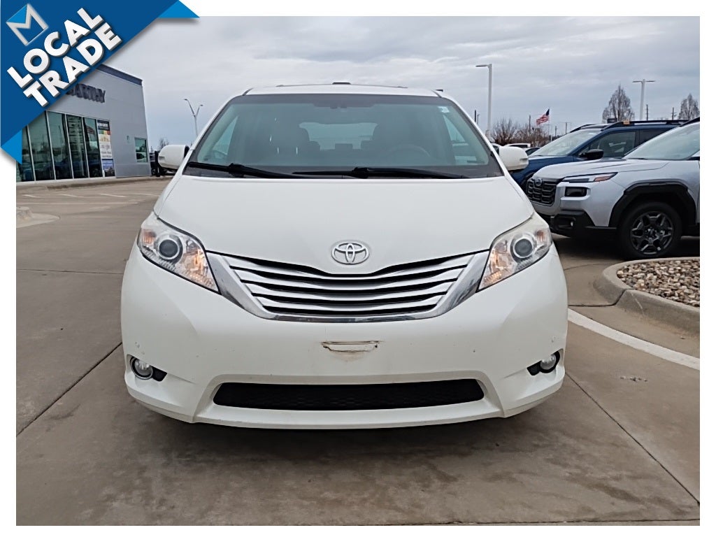 2013 Toyota Sienna AWD 7 Passenger
