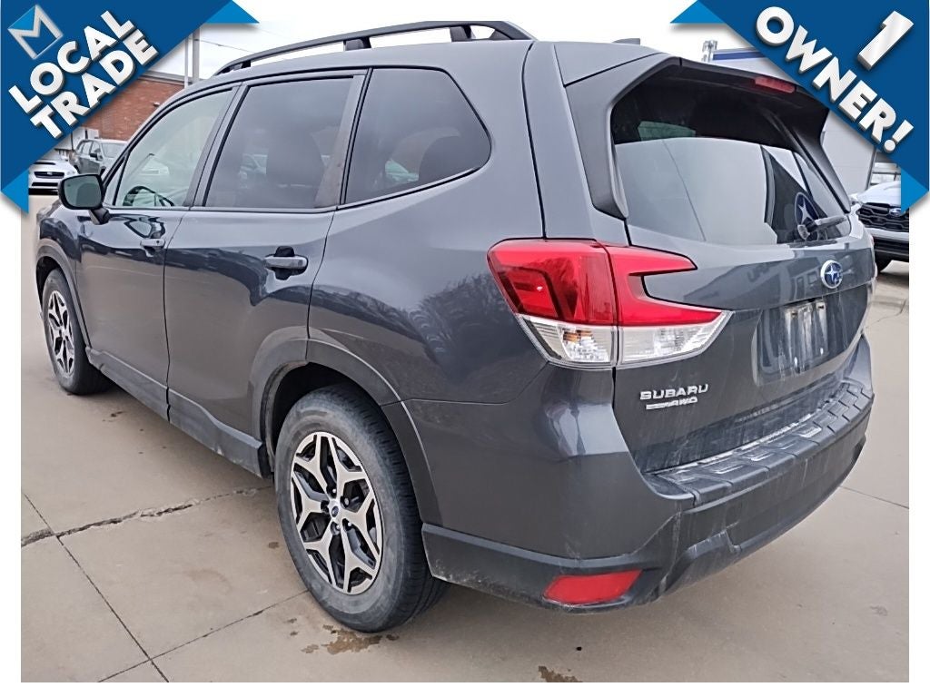 2022 Subaru Forester Premium