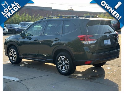 2022 Subaru Forester Premium