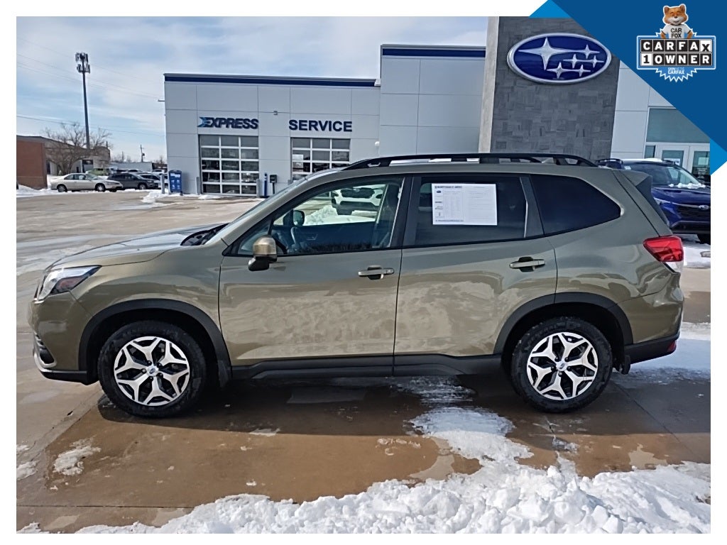 2023 Subaru Forester Premium