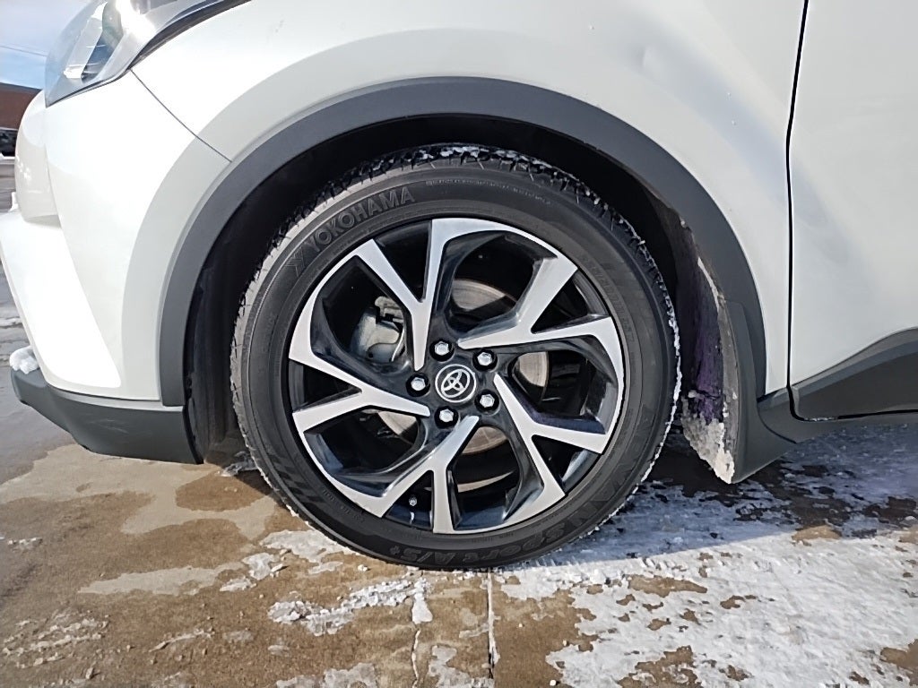 2018 Toyota C-HR XLE Premium