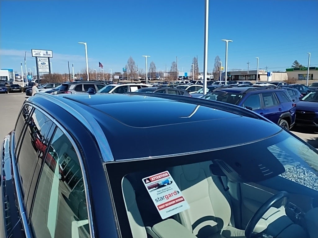 2022 Volvo XC90 T6 Momentum