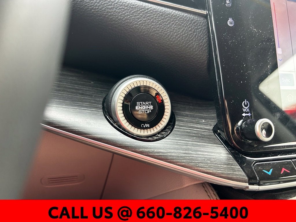 2024 Jeep Wagoneer L Series II