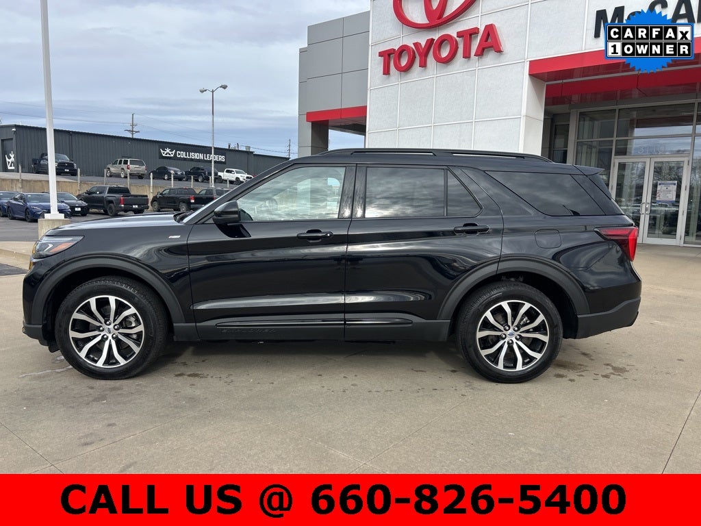 2025 Ford Explorer ST-Line