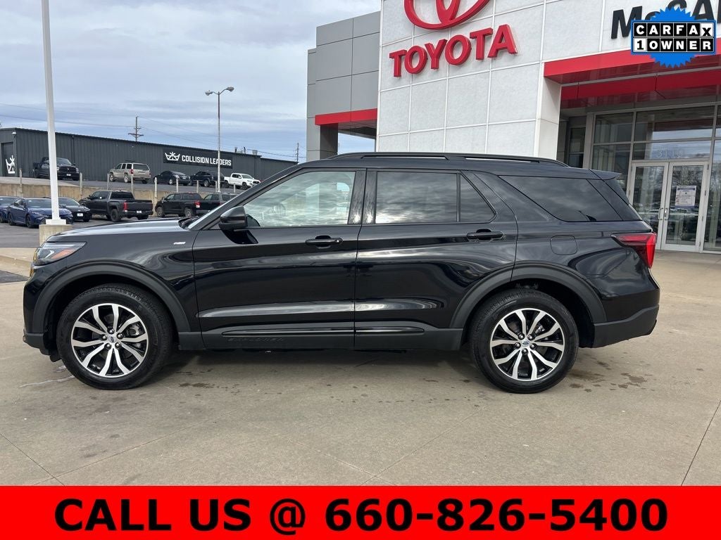 2025 Ford Explorer ST-Line