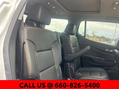 2023 GMC Acadia AT4