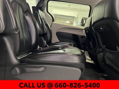 2022 Chrysler Pacifica Hybrid Touring L