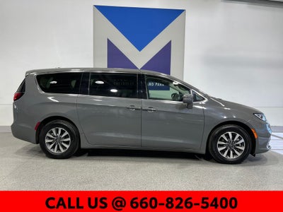 2022 Chrysler Pacifica Hybrid Touring L
