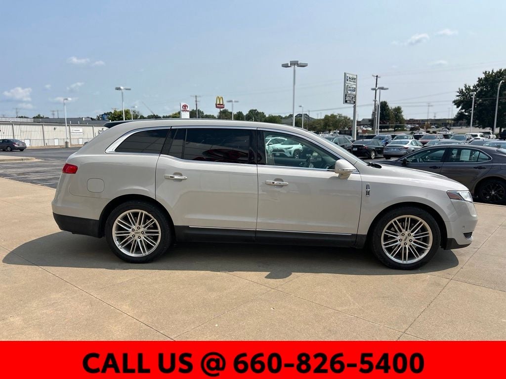 2019 Lincoln MKT Standard