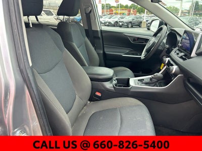 2023 Toyota RAV4 LE