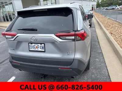 2020 Toyota RAV4 LE
