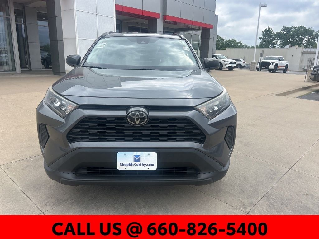2020 Toyota RAV4 LE