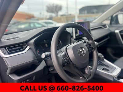 2025 Toyota RAV4 XLE