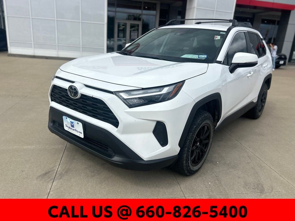 Used 2022 Toyota RAV4 XLE with VIN 2T3P1RFV5NC266475 for sale in Kansas City