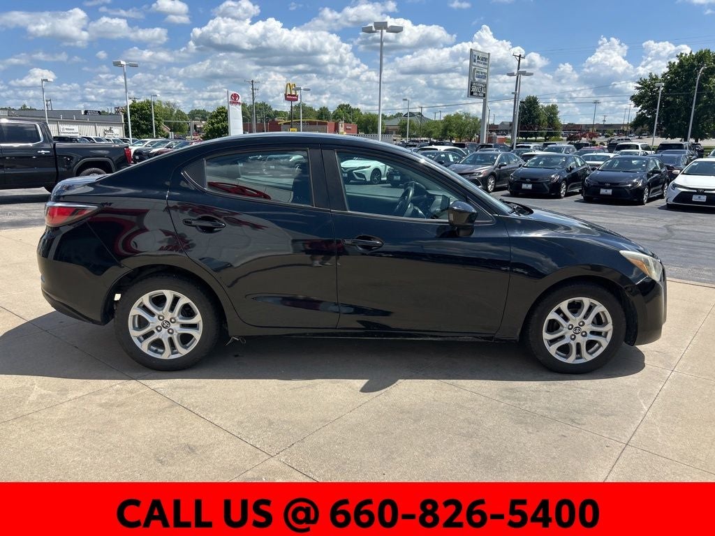 2017 Toyota Yaris iA Base