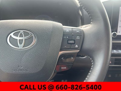 2025 Toyota Camry SE