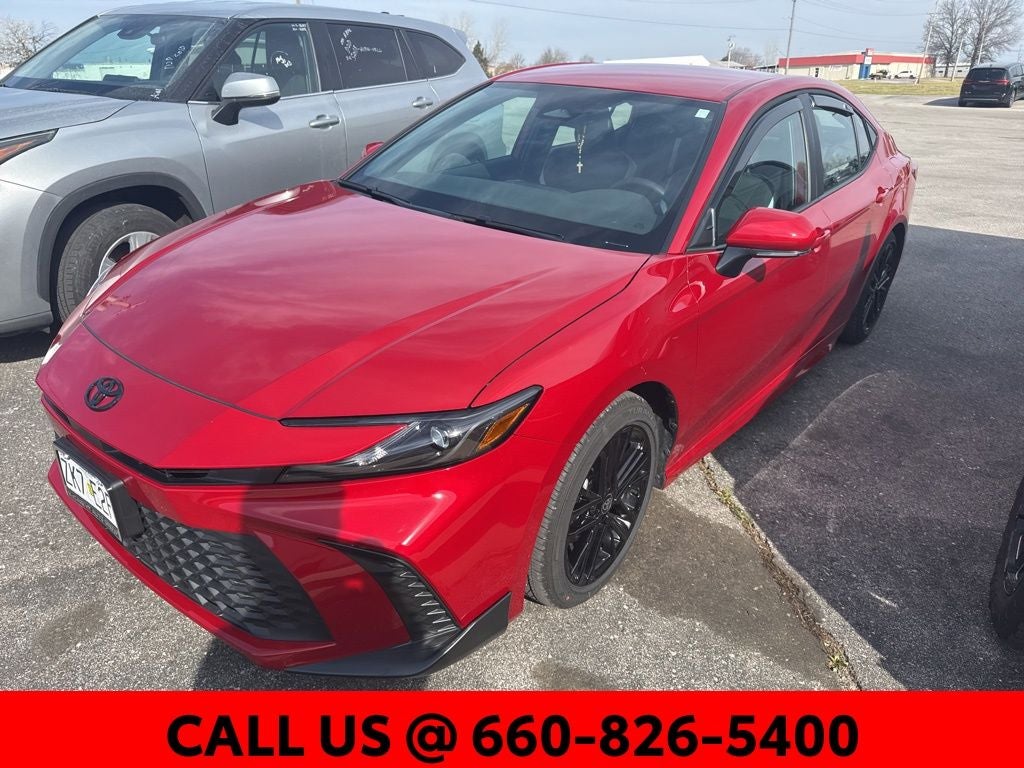 2025 Toyota Camry SE
